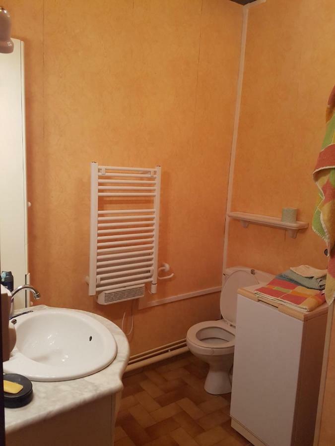 Maison Au Village Du Livre Montolieu ภายนอก รูปภาพ